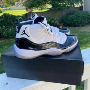 Nike Jordan 11 Concord size 9.5 mens